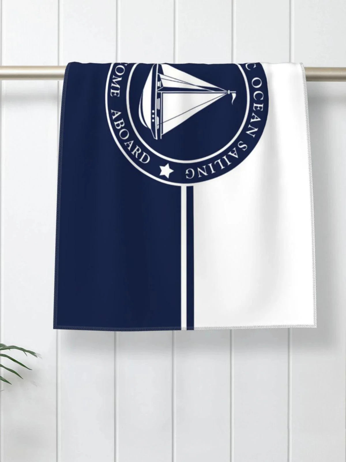 Customizable Luxurious Navy Blue Microfiber Towel - Your Perfect Travel Companion