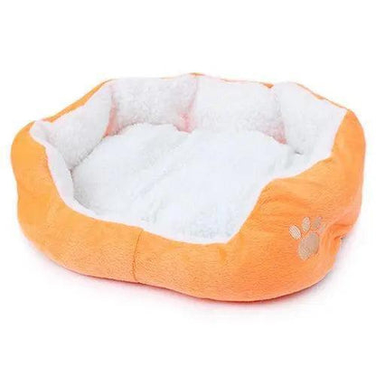 Ultimate Comfort Faux Fur Pet Bed with Raised Rim