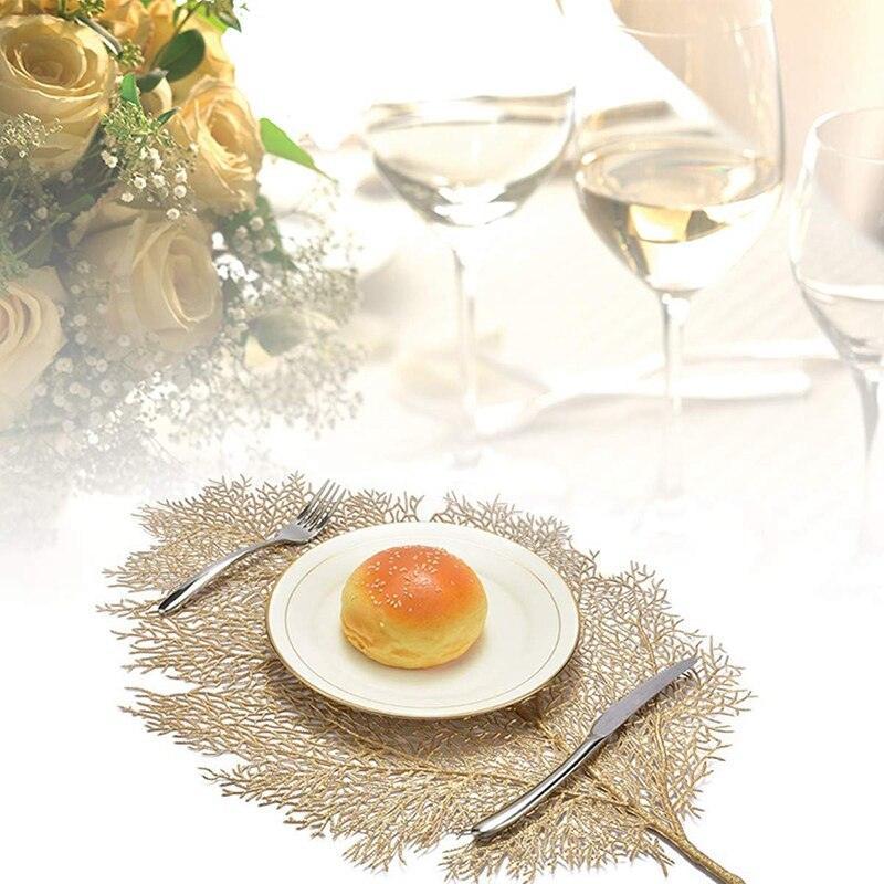 Chic Golden Leaf Dining Mat: Elegant Heat-Resistant Table Protector & Stylish Accent