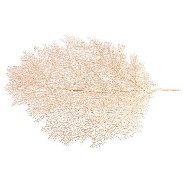 Chic Golden Leaf Dining Mat: Elegant Heat-Resistant Table Protector & Stylish Accent